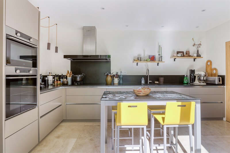 Cuisine de style moderne à Vernou-sur-Brenne | Raison Home - 4