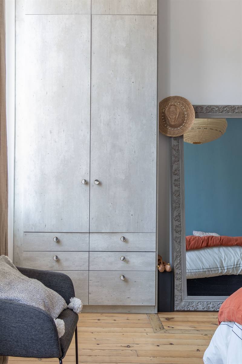 Dressing gris de style contemporain à Bordeaux | Raison Home - 3