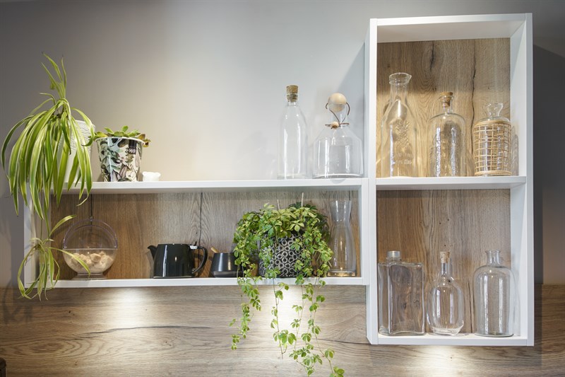 Cuisine contemporaine blanche et bois au Havre | Raison Home - 7