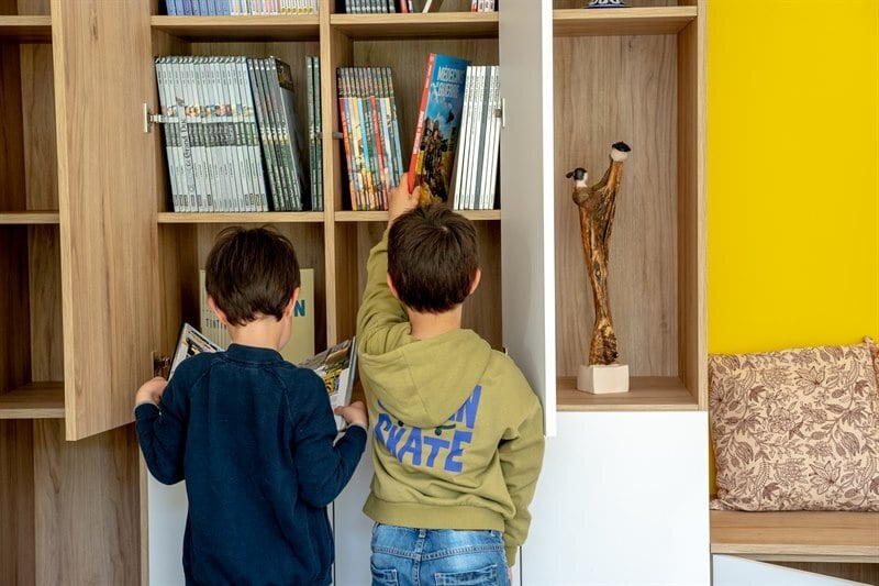 Grands rangements design avec niches et banquette au Havre | Raison Home - 5