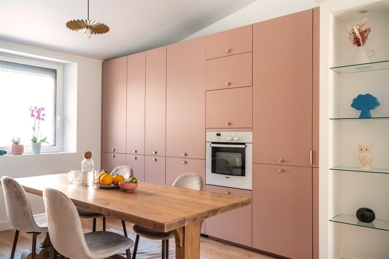 Cuisine rose contemporaine et déco à Albi | Raison Home - 4