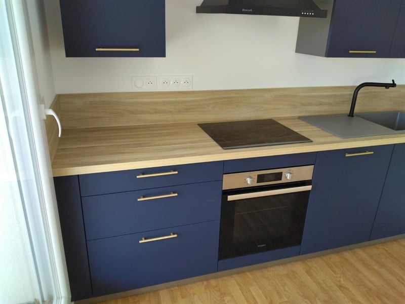 Cuisine ouverte de style moderne bleu | Raison Home - 2