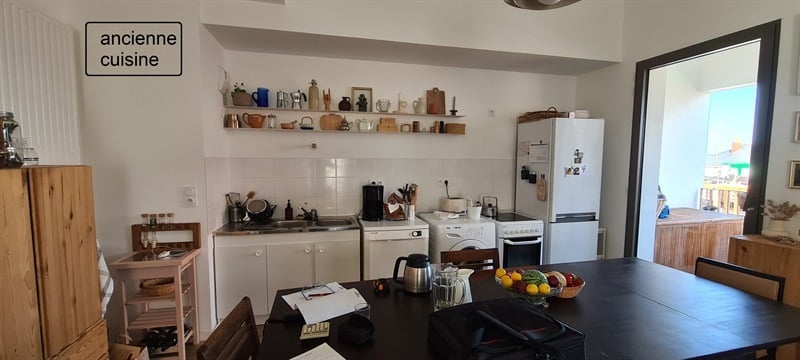Cuisine ouverte de style moderne blanc à Nantes | Raison Home - 10