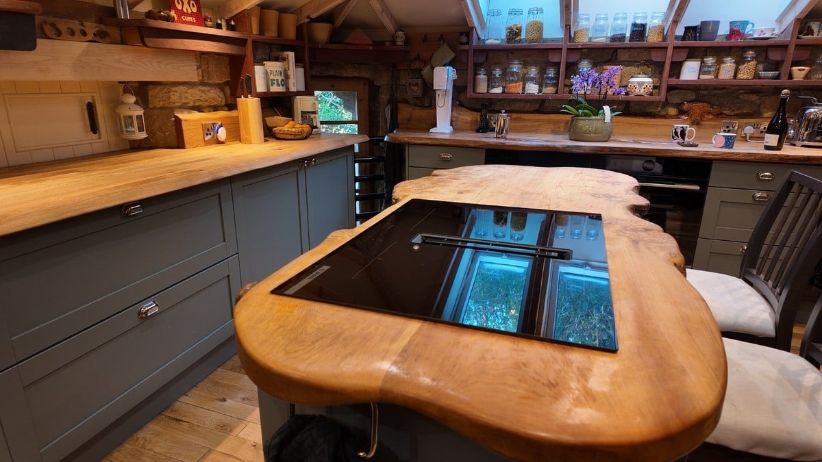 Image - Bold colour trends for kitchens in 2025