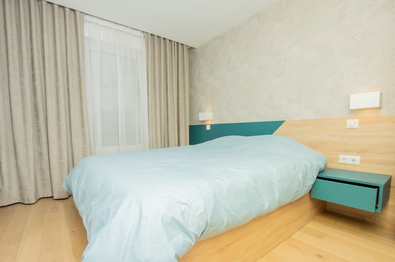 Aménagement chambre bleu bois à Lyon 2