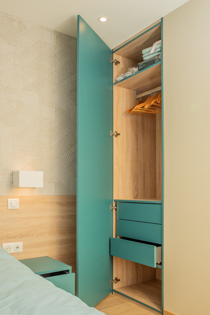 Aménagement chambre bleu bois à Lyon | Raison Home - 4