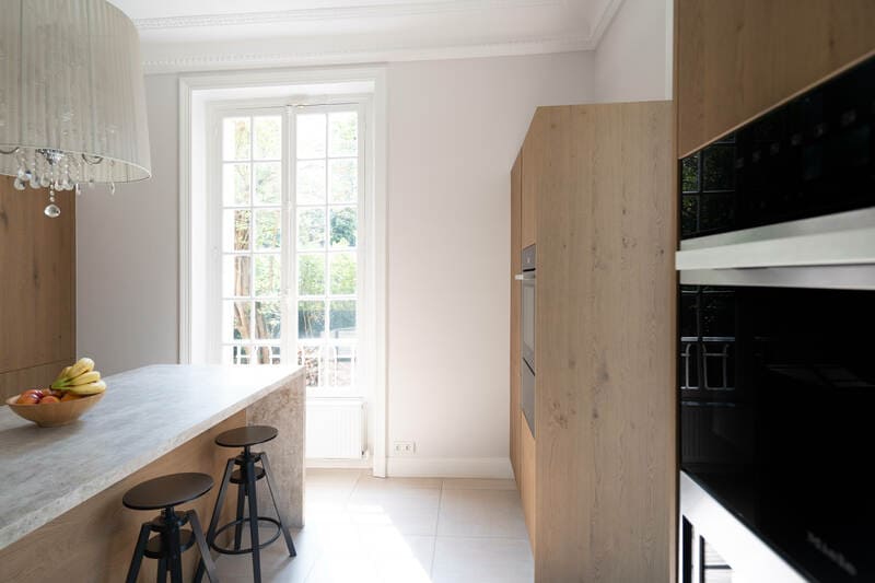 Cuisine moderne bois sans poignée | Raison Home - 3